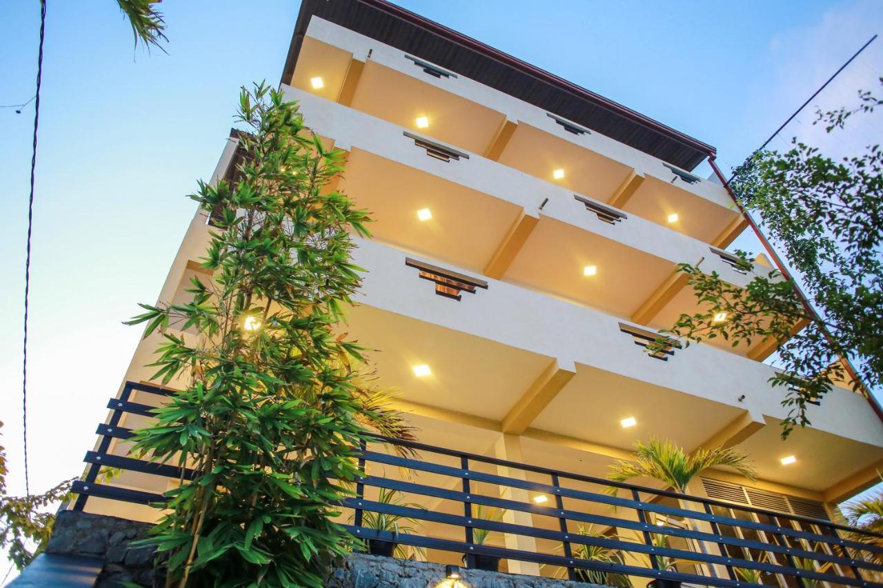 Htn Bay Resort Weligama Extérieur photo