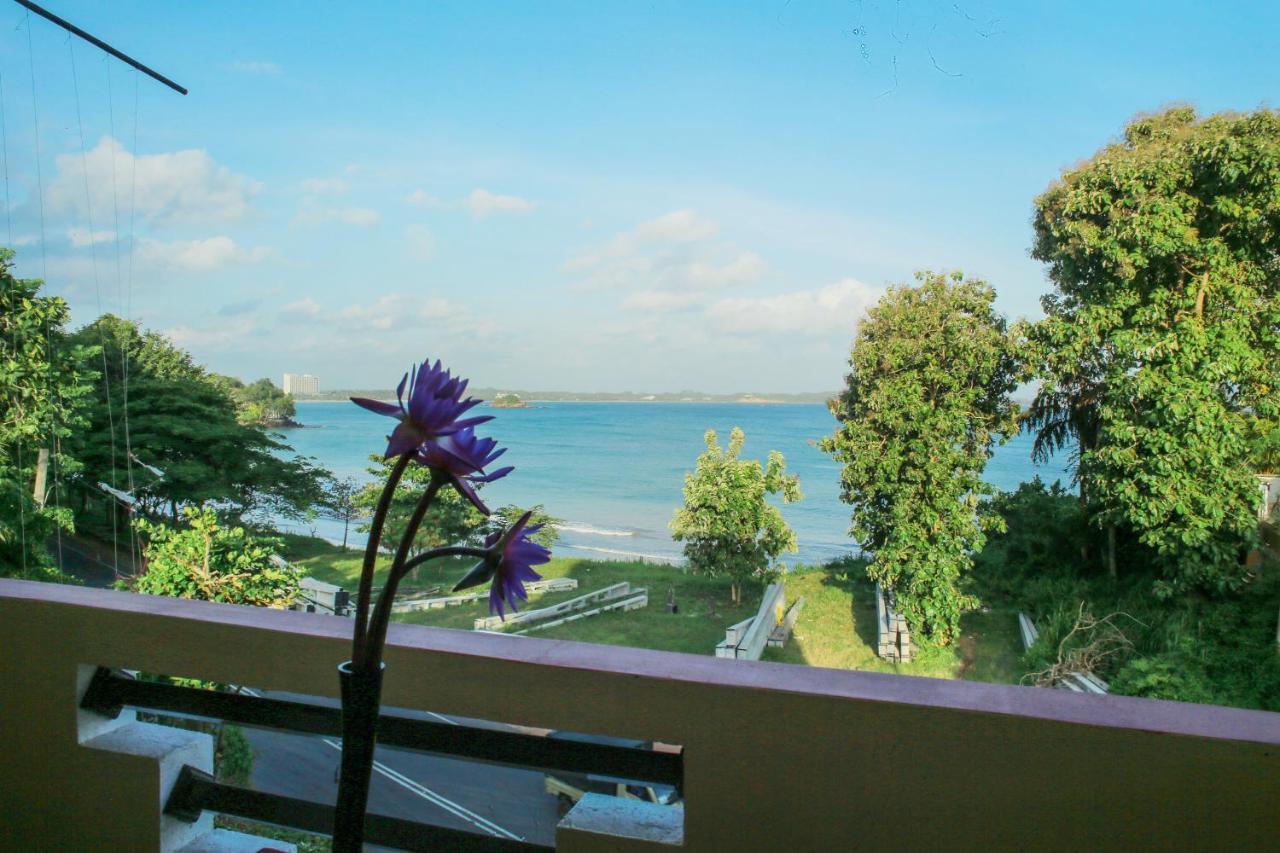 Htn Bay Resort Weligama Extérieur photo