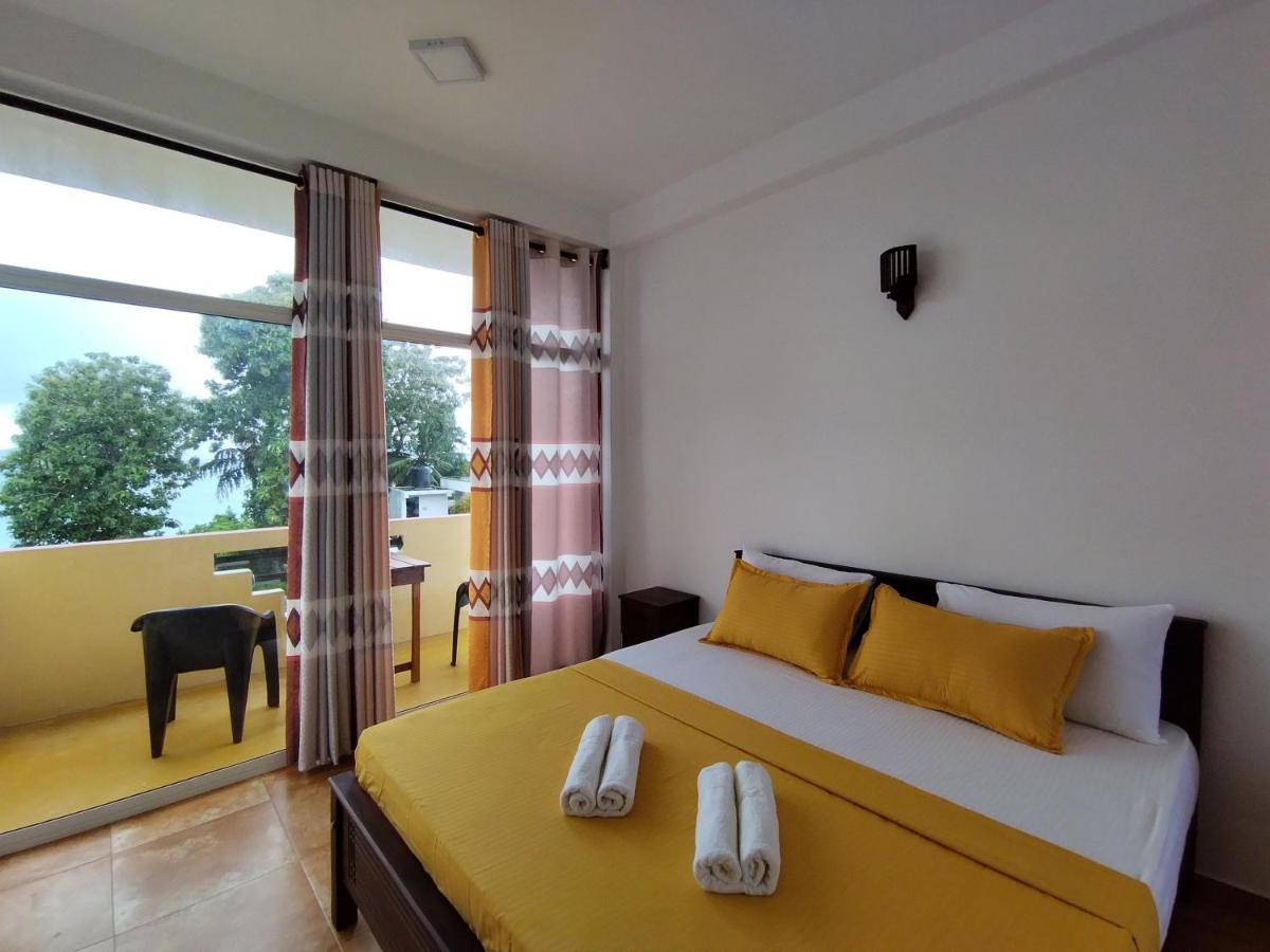 Htn Bay Resort Weligama Extérieur photo